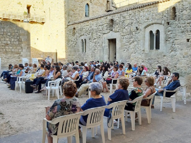 Liber...i di scrivere, una scommessa con la cultura   Cetti Curfino conquista il pubblico di Salemi.