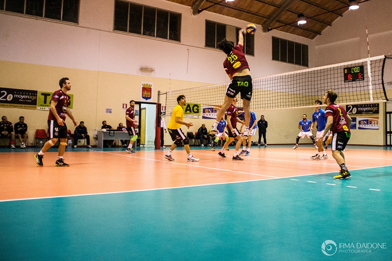 VOLLEY